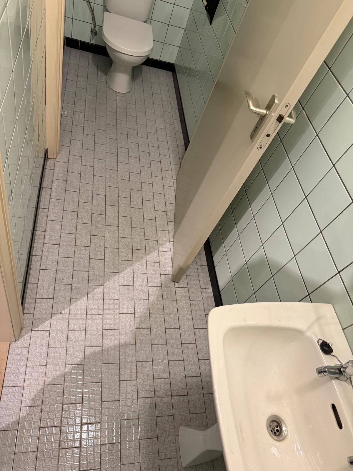 Woonkamer na complete opruiming